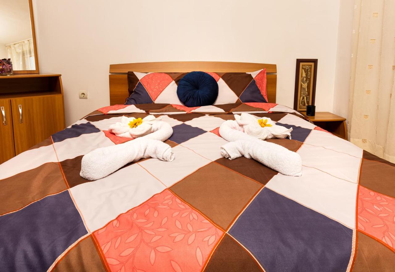 Lovely 1Bd Apartment Close To The Summer Theatre Пловдив Екстериор снимка