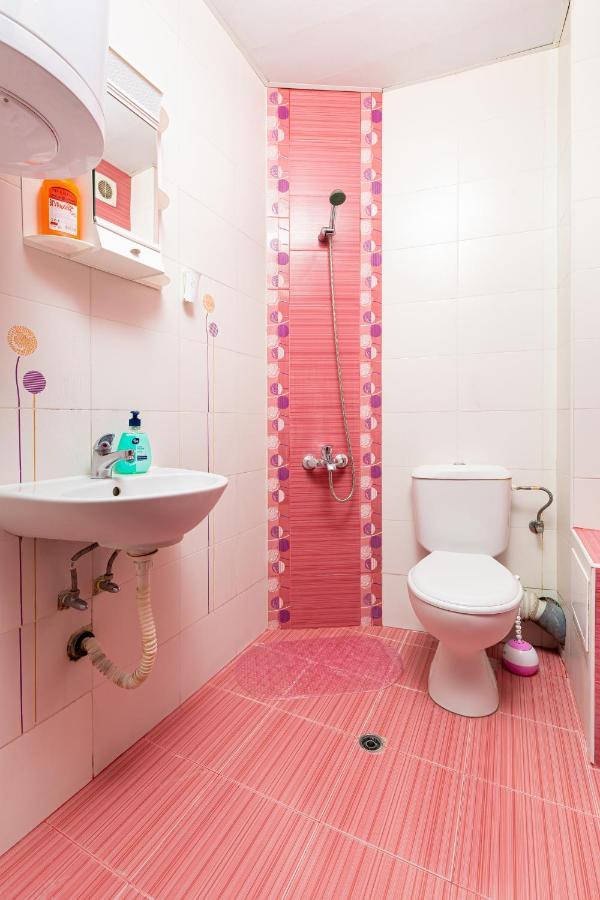 Lovely 1Bd Apartment Close To The Summer Theatre Пловдив Екстериор снимка
